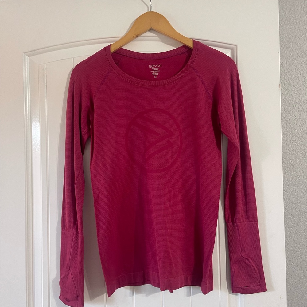 Savvi long sleeve work out shirt